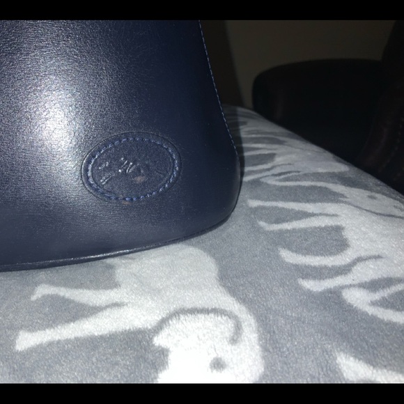 LONGCHAMP PARIS black leather bag.  10in by 12in. - Picture 6 of 6